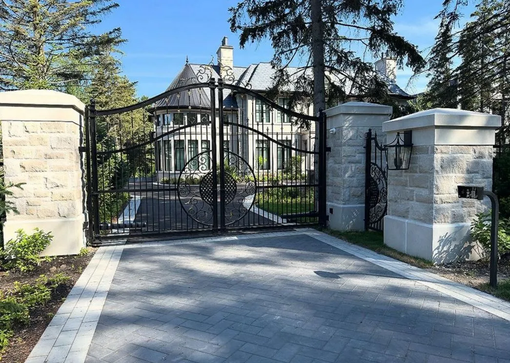 Residential Driveway Installation